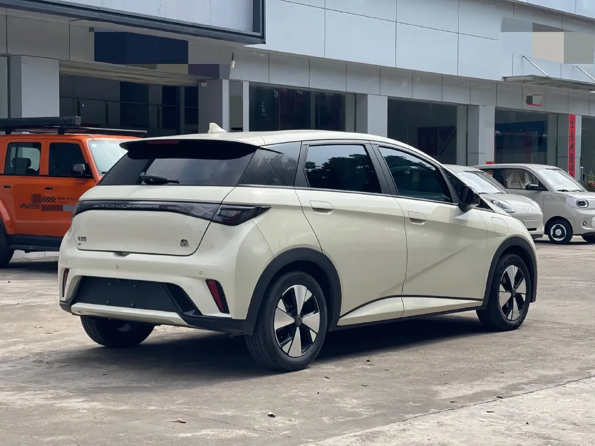 2023 BYD Dolphin BEV 44.928KWH,autocango,china used car exporter,china ev exporter,chinese used car exporter,chinese used ev exporter