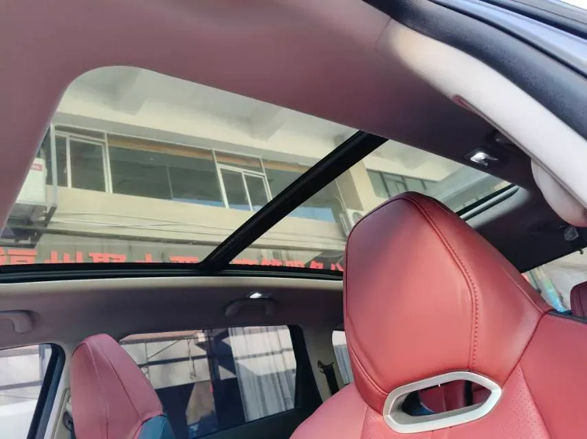 2022 ChangAn CS75 Plus 2.0T 233HP L4 8AT,autocango,china used car exporter,china ev exporter,chinese used car exporter,chinese used ev exporter