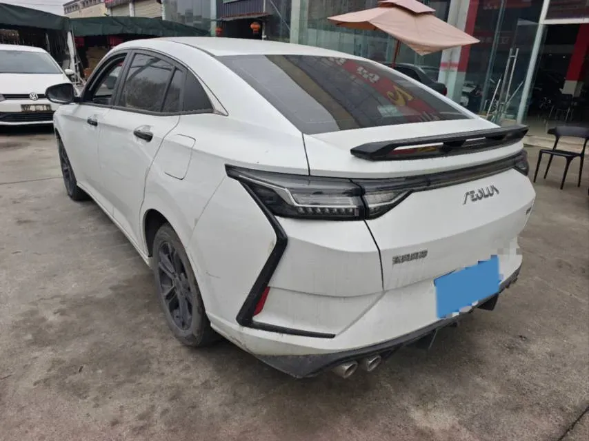 2023 DongFeng Aeolus YiXuan 1.5L 125HP L4 6DCT,autocango,china used car exporter,china ev exporter,chinese used car exporter,chinese used ev exporter
