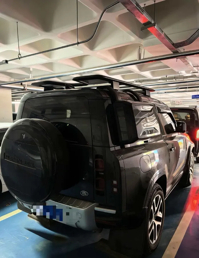 2023 Land Rover Defender 3.0T 400HP L6 8AT,autocango,china used car exporter,china ev exporter,chinese used car exporter,chinese used ev exporter