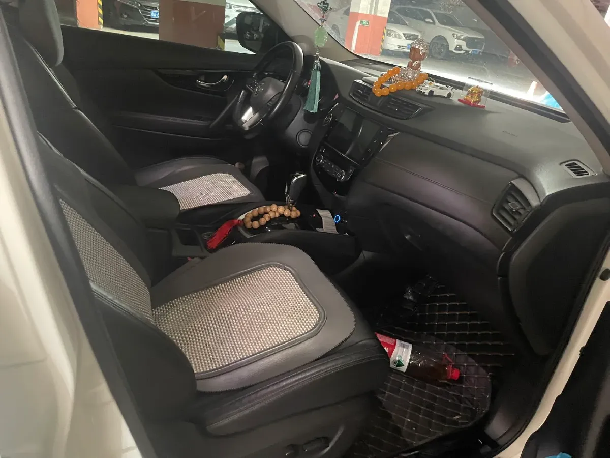 2020 Nissan X-Trail 2.0L 154HP L4 CVT,autocango,china used car exporter,china ev exporter,chinese used car exporter,chinese used ev exporter