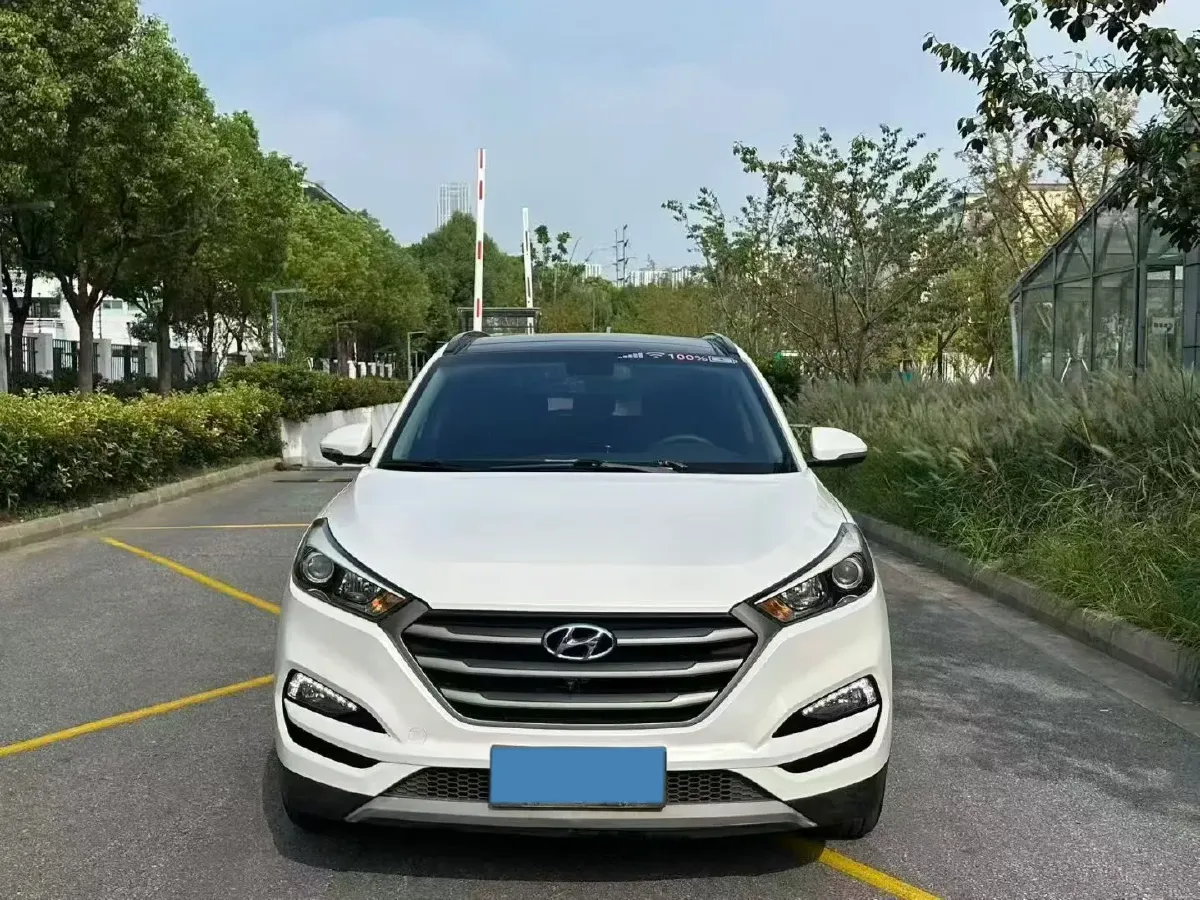 2018 Hyundai Tucson 1.6T 177HP L4 7DCT,autocango,china used car exporter,china ev exporter,chinese used car exporter,chinese used ev exporter