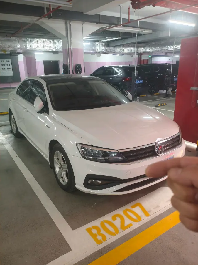 2019 Volkswagen Lamando 1.4T 131HP L4 7DCT,autocango,china used car exporter,china ev exporter,chinese used car exporter,chinese used ev exporter