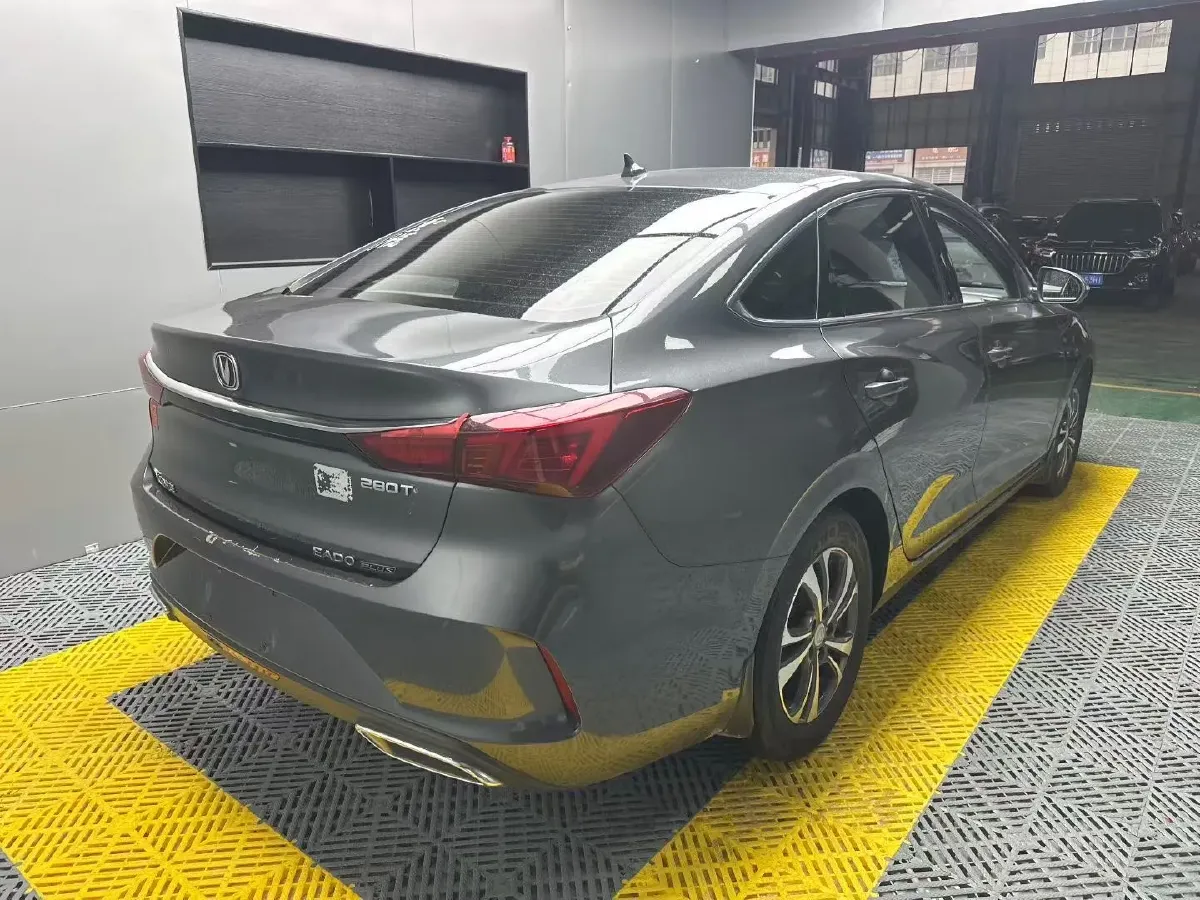 2021 ChangAn Eado 1.6L 128HP L4 CVT,autocango,china used car exporter,china ev exporter,chinese used car exporter,chinese used ev exporter