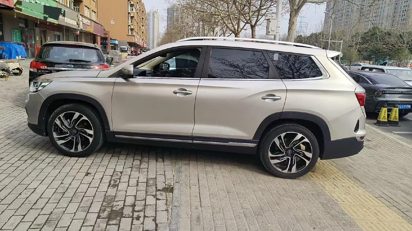 2019 Jetour X90 1.6T 197HP L4 7DCT,autocango,china used car exporter,china ev exporter,chinese used car exporter,chinese used ev exporter