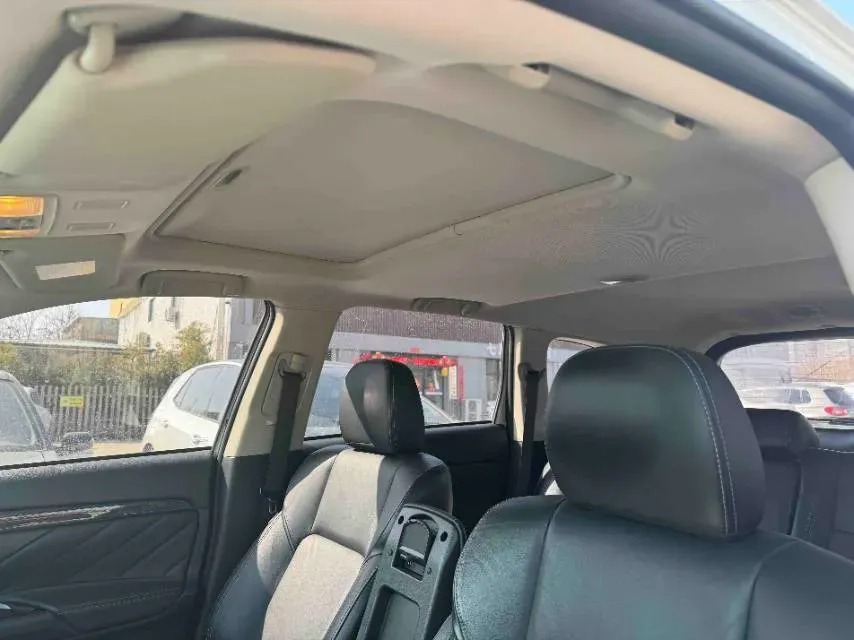 2020 Mitsubishi Outlander 2.0L 166HP L4 CVT,autocango,china used car exporter,china ev exporter,chinese used car exporter,chinese used ev exporter