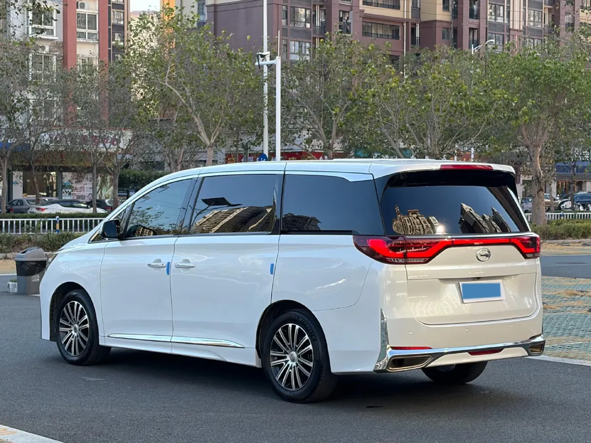 2021 GAC Trumpchi M8 2.0T 252HP L4 8AT,autocango,china used car exporter,china ev exporter,chinese used car exporter,chinese used ev exporter