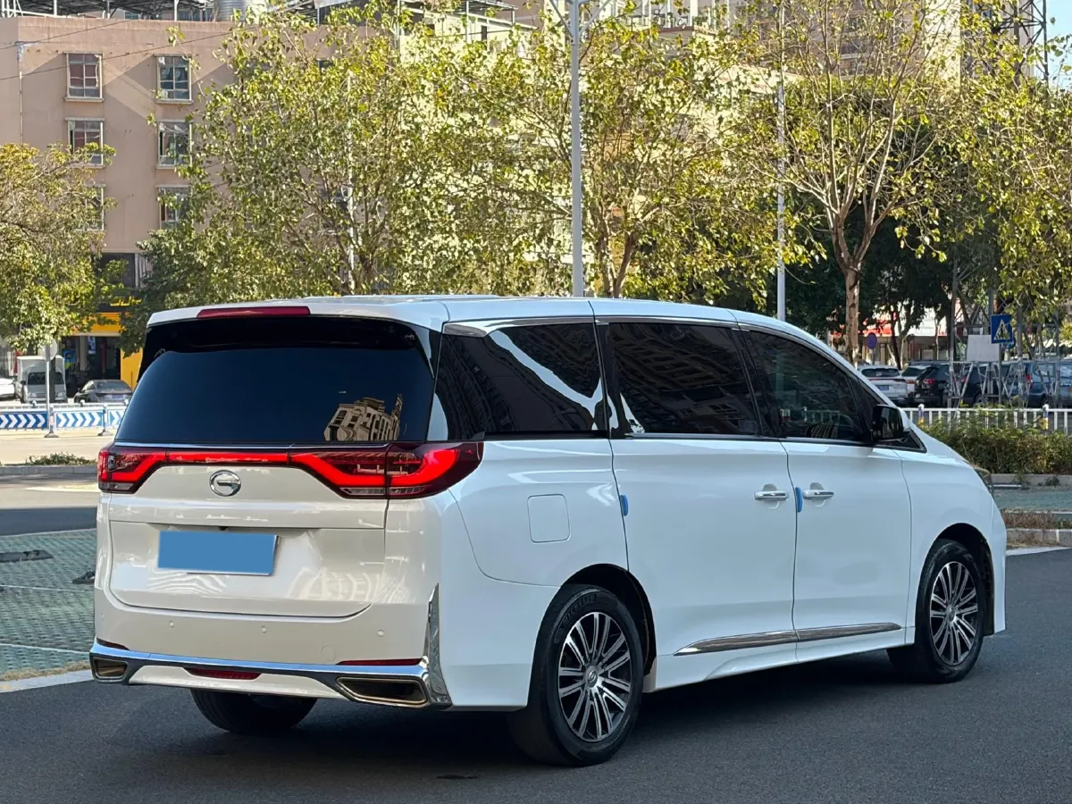 2021 GAC Trumpchi M8 2.0T 252HP L4 8AT,autocango,china used car exporter,china ev exporter,chinese used car exporter,chinese used ev exporter