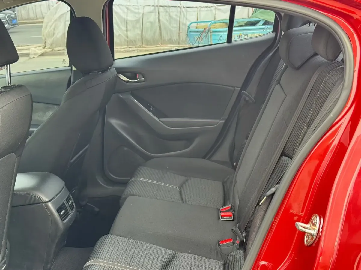 2017 Mazda 3 Axela 1.5L 117HP L4 6AT,autocango,china used car exporter,china ev exporter,chinese used car exporter,chinese used ev exporter