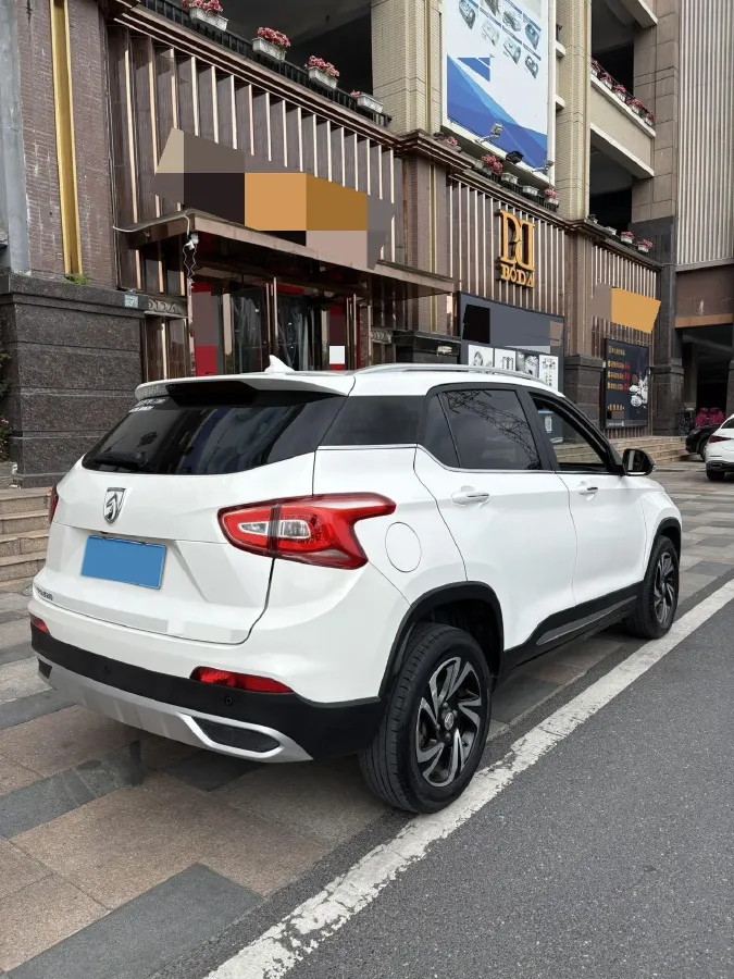 2018 BaoJun 510 1.5L 112HP L4 5AMT,autocango,china used car exporter,china ev exporter,chinese used car exporter,chinese used ev exporter