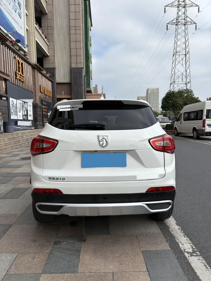 2018 BaoJun 510 1.5L 112HP L4 5AMT,autocango,china used car exporter,china ev exporter,chinese used car exporter,chinese used ev exporter