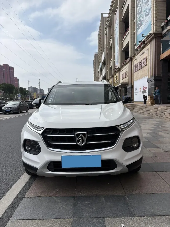 2018 BaoJun 510 1.5L 112HP L4 5AMT,autocango,china used car exporter,china ev exporter,chinese used car exporter,chinese used ev exporter