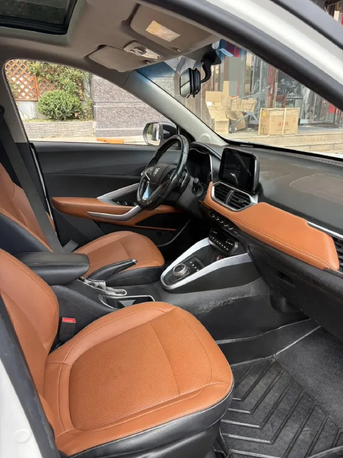 2018 BaoJun 510 1.5L 112HP L4 5AMT,autocango,china used car exporter,china ev exporter,chinese used car exporter,chinese used ev exporter