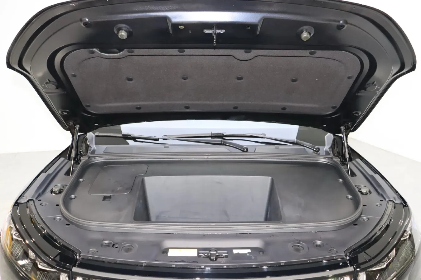 2025 DongFeng eπ eπ008 BEV 82.28KWH,autocango,china used car exporter,china ev exporter,chinese used car exporter,chinese used ev exporter