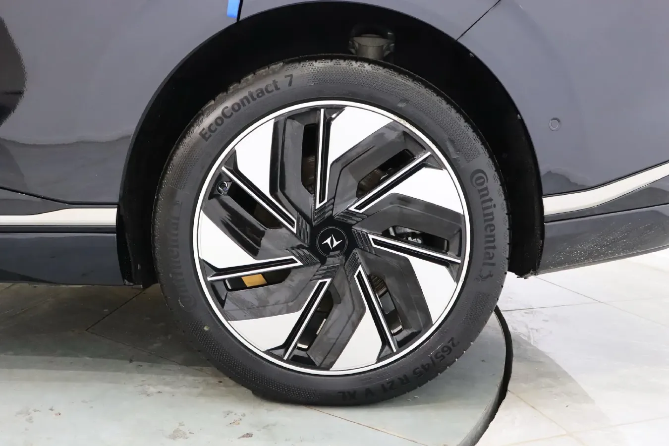 2025 DongFeng eπ eπ008 BEV 82.28KWH,autocango,china used car exporter,china ev exporter,chinese used car exporter,chinese used ev exporter