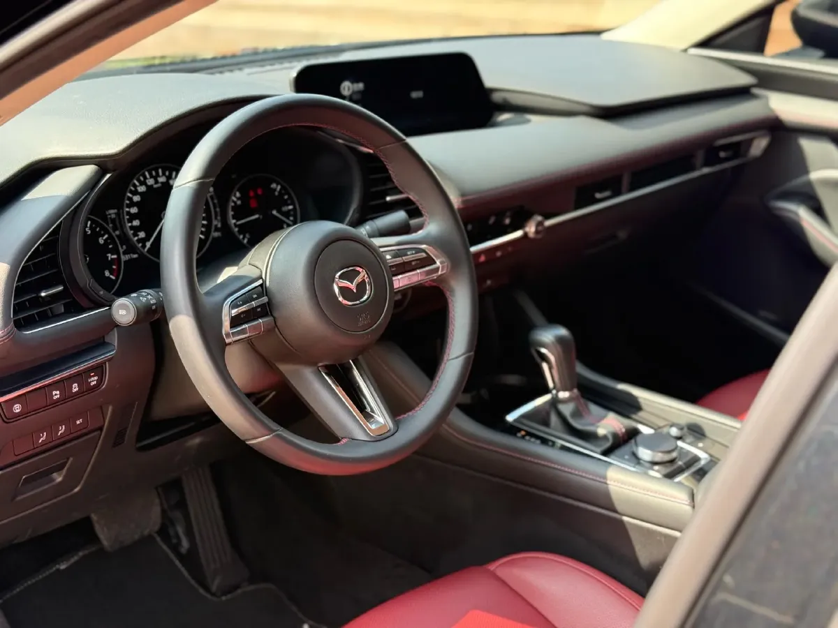 2023 Mazda 3 Axela 2.0L 158HP L4 6AT,autocango,china used car exporter,china ev exporter,chinese used car exporter,chinese used ev exporter