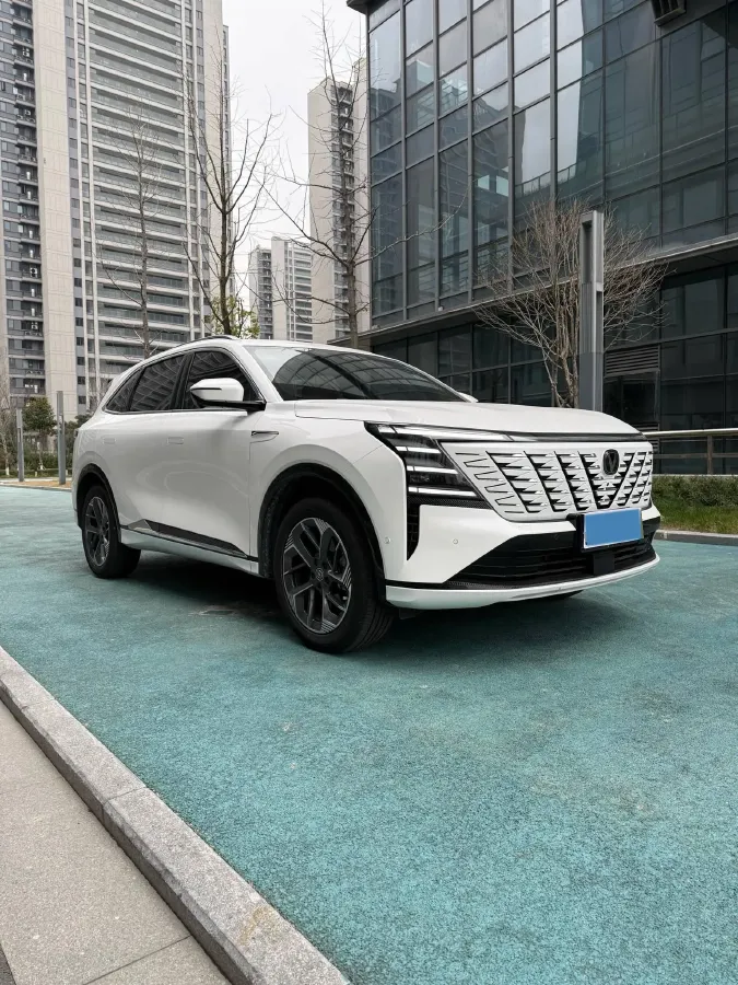 2025 ChangAn CS75 Plus 1.5T 192HP L4 8AT,autocango,china used car exporter,china ev exporter,chinese used car exporter,chinese used ev exporter