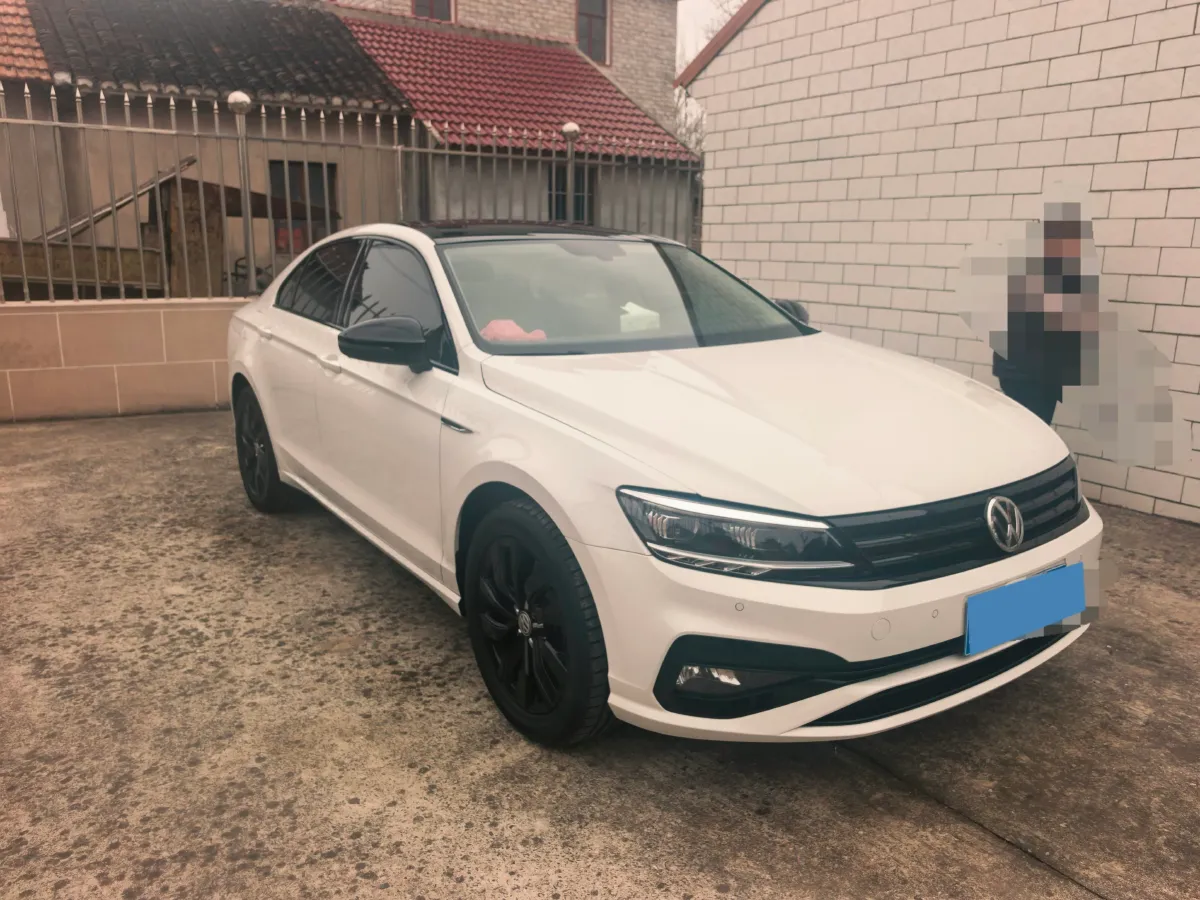 2021 Volkswagen T-Roc 1.4T 150HP L4 7DCT,autocango,china used car exporter,china ev exporter,chinese used car exporter,chinese used ev exporter