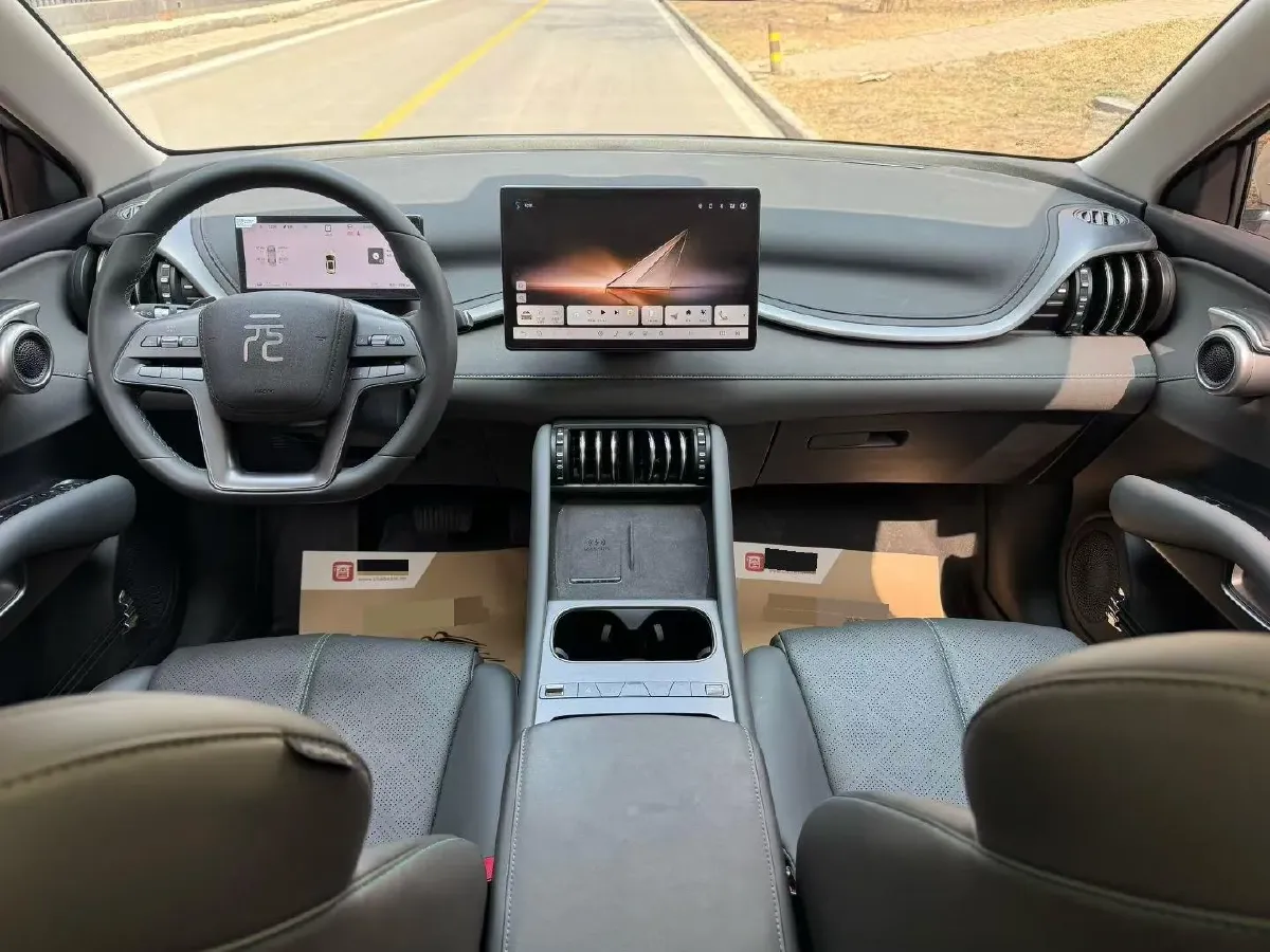 2025 BYD Yuan Plus BEV 49.92KWH,autocango,china used car exporter,china ev exporter,chinese used car exporter,chinese used ev exporter