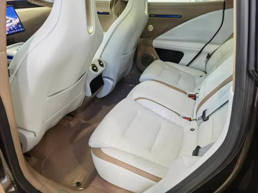 2024 Avatr 07 BEV 82.16KWH,autocango,china used car exporter,china ev exporter,chinese used car exporter,chinese used ev exporter