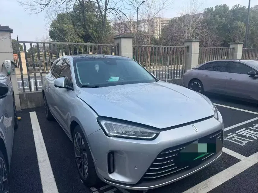 2022 JMC YuHu 7 2.0T 141HP L4 8AT,autocango,china used car exporter,china ev exporter,chinese used car exporter,chinese used ev exporter