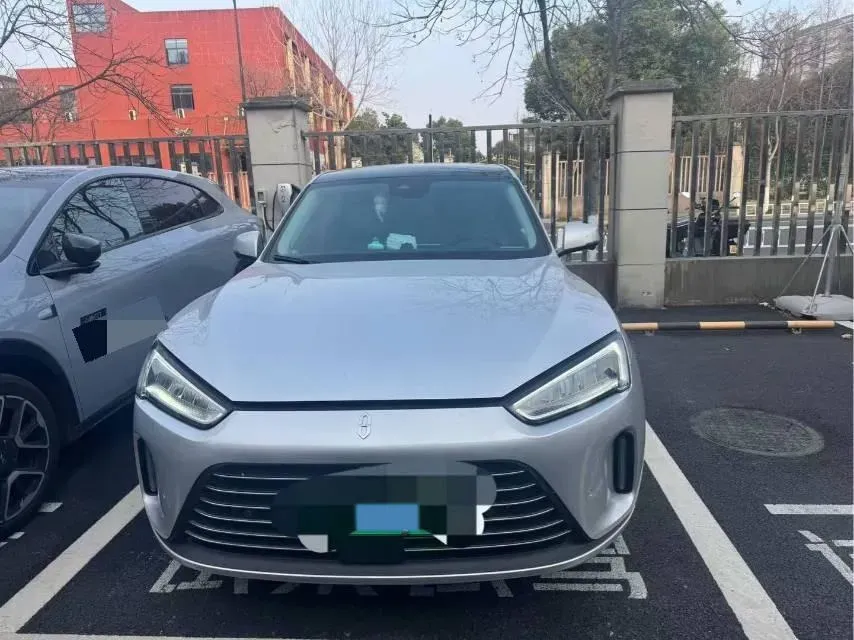 2022 JMC YuHu 7 2.0T 141HP L4 8AT,autocango,china used car exporter,china ev exporter,chinese used car exporter,chinese used ev exporter