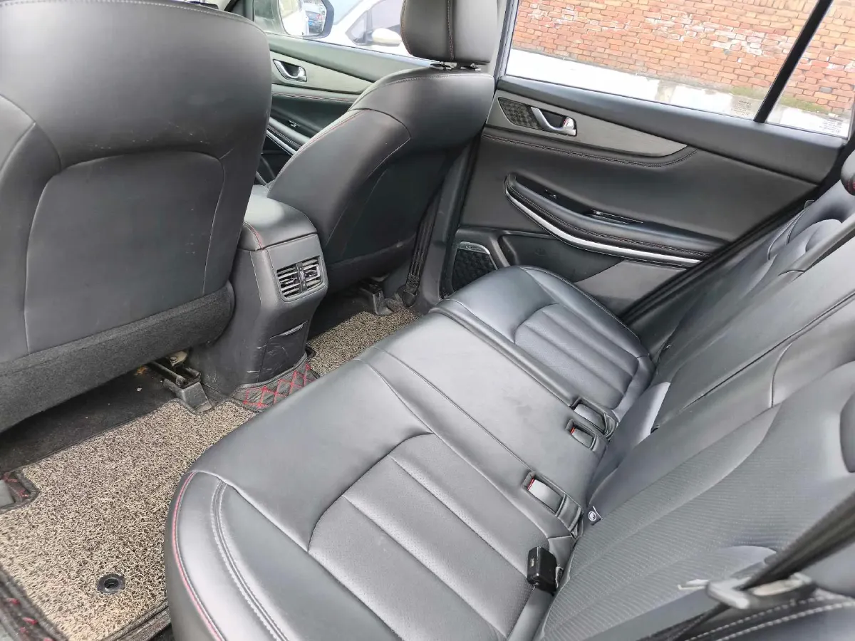 2021 ChangAn CS75 1.5T 178HP L4 7DCT,autocango,china used car exporter,china ev exporter,chinese used car exporter,chinese used ev exporter