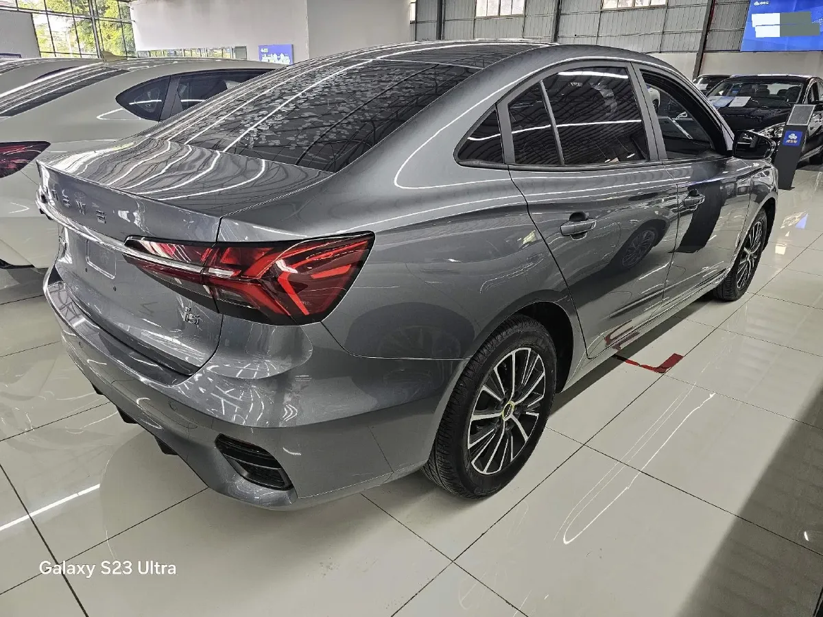 2021 Roewe i5 1.5L 120HP L4 CVT,autocango,china used car exporter,china ev exporter,chinese used car exporter,chinese used ev exporter