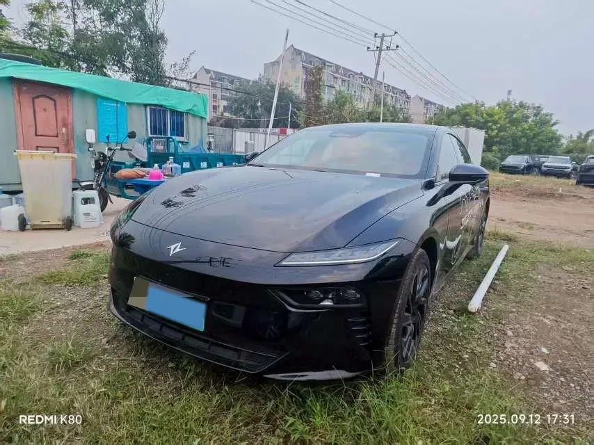 2024 DongFeng eπ eπ007 REEV 105HP REEV 28.4KWH,autocango,china used car exporter,china ev exporter,chinese used car exporter,chinese used ev exporter