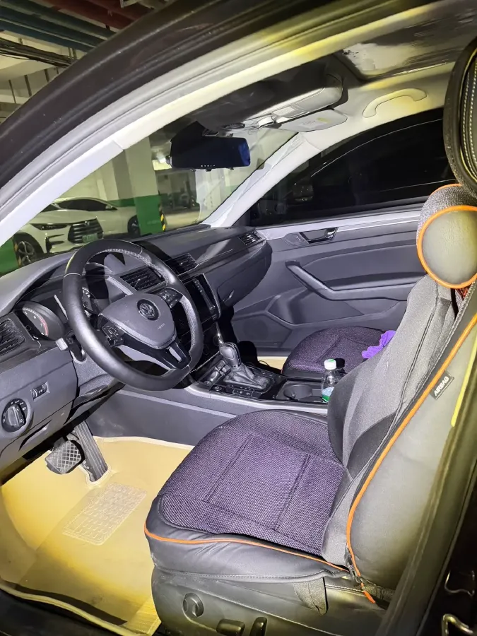 2017 Volkswagen Passat 1.4T 150HP L4 7DCT,autocango,china used car exporter,china ev exporter,chinese used car exporter,chinese used ev exporter