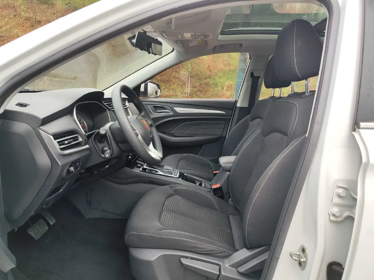 2020 Roewe RX3 1.6L 125HP L4 CVT,autocango,china used car exporter,china ev exporter,chinese used car exporter,chinese used ev exporter