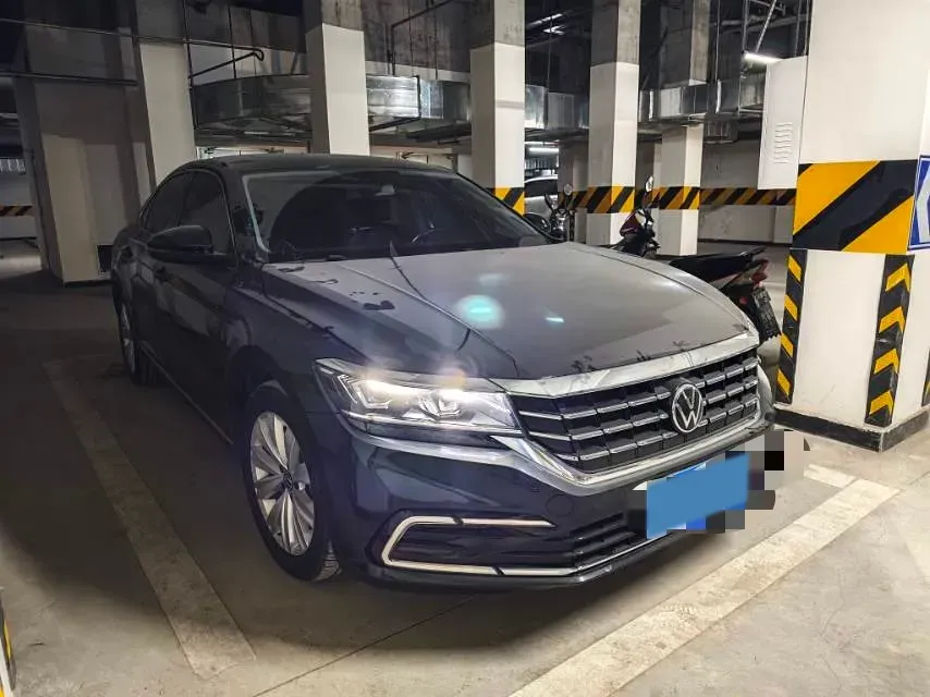 2021 Volkswagen Passat 2.0T 186HP L4 7DCT,autocango,china used car exporter,china ev exporter,chinese used car exporter,chinese used ev exporter