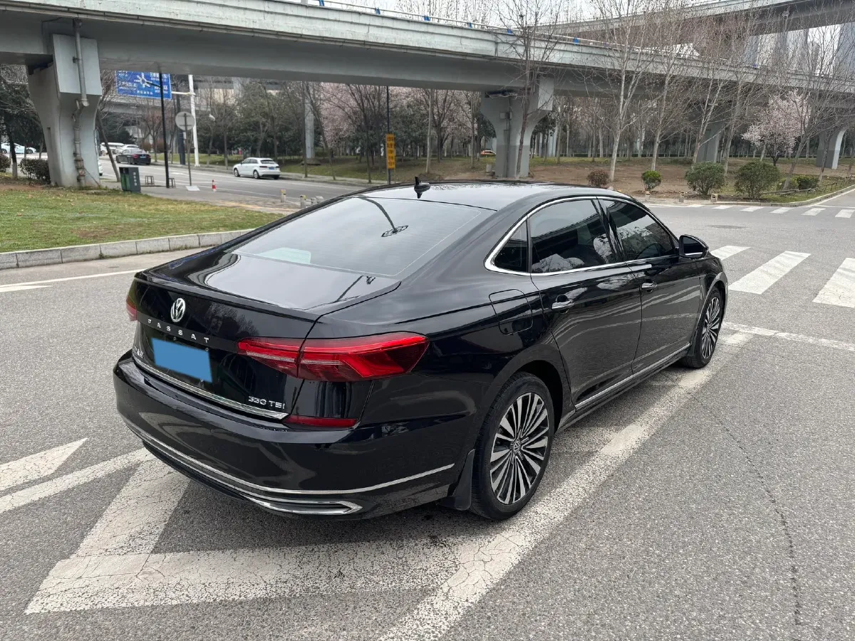 2020 Volkswagen Passat 2.0T 186HP L4 7DCT,autocango,china used car exporter,china ev exporter,chinese used car exporter,chinese used ev exporter