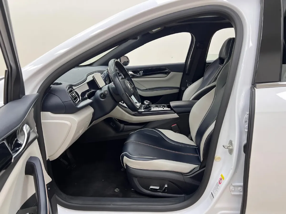 2021 Haval F7 1.5T 169HP L4 7DCT,autocango,china used car exporter,china ev exporter,chinese used car exporter,chinese used ev exporter