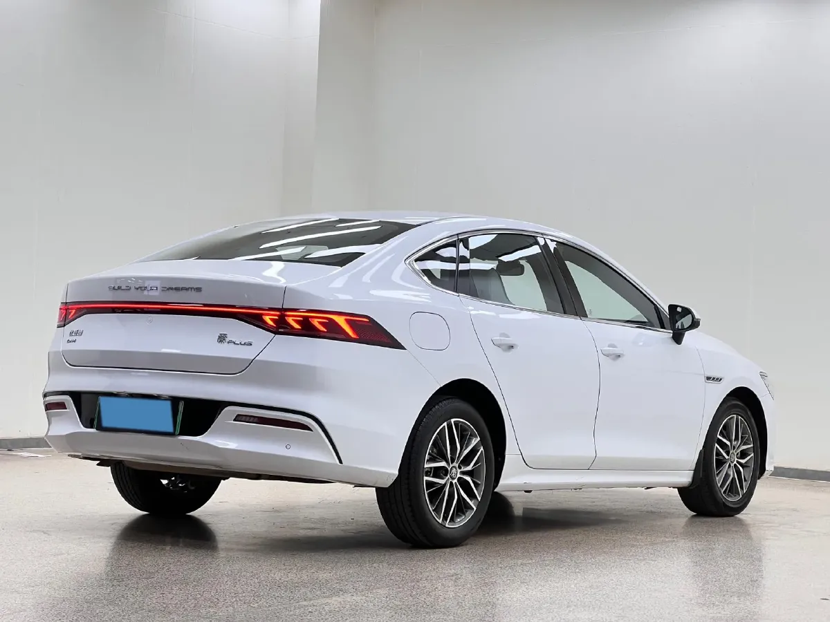 2021 Haval F7 1.5T 169HP L4 7DCT,autocango,china used car exporter,china ev exporter,chinese used car exporter,chinese used ev exporter