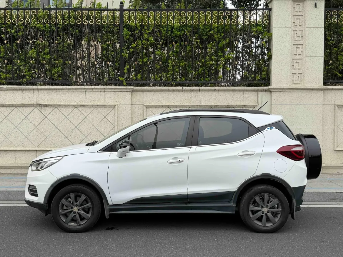 2018 BYD Yuan BEV 42KWH,autocango,china used car exporter,china ev exporter,chinese used car exporter,chinese used ev exporter