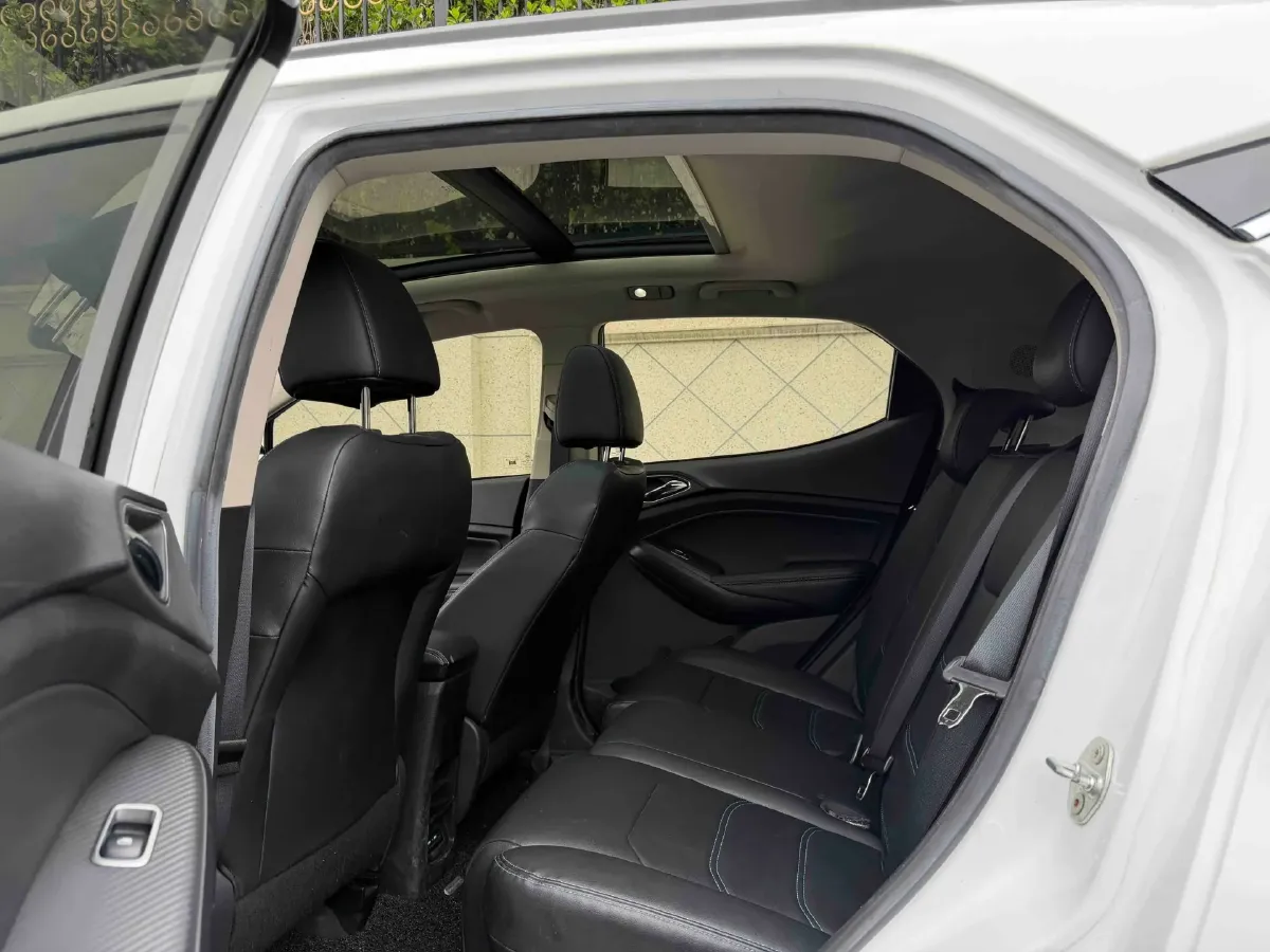 2018 BYD Yuan BEV 42KWH,autocango,china used car exporter,china ev exporter,chinese used car exporter,chinese used ev exporter