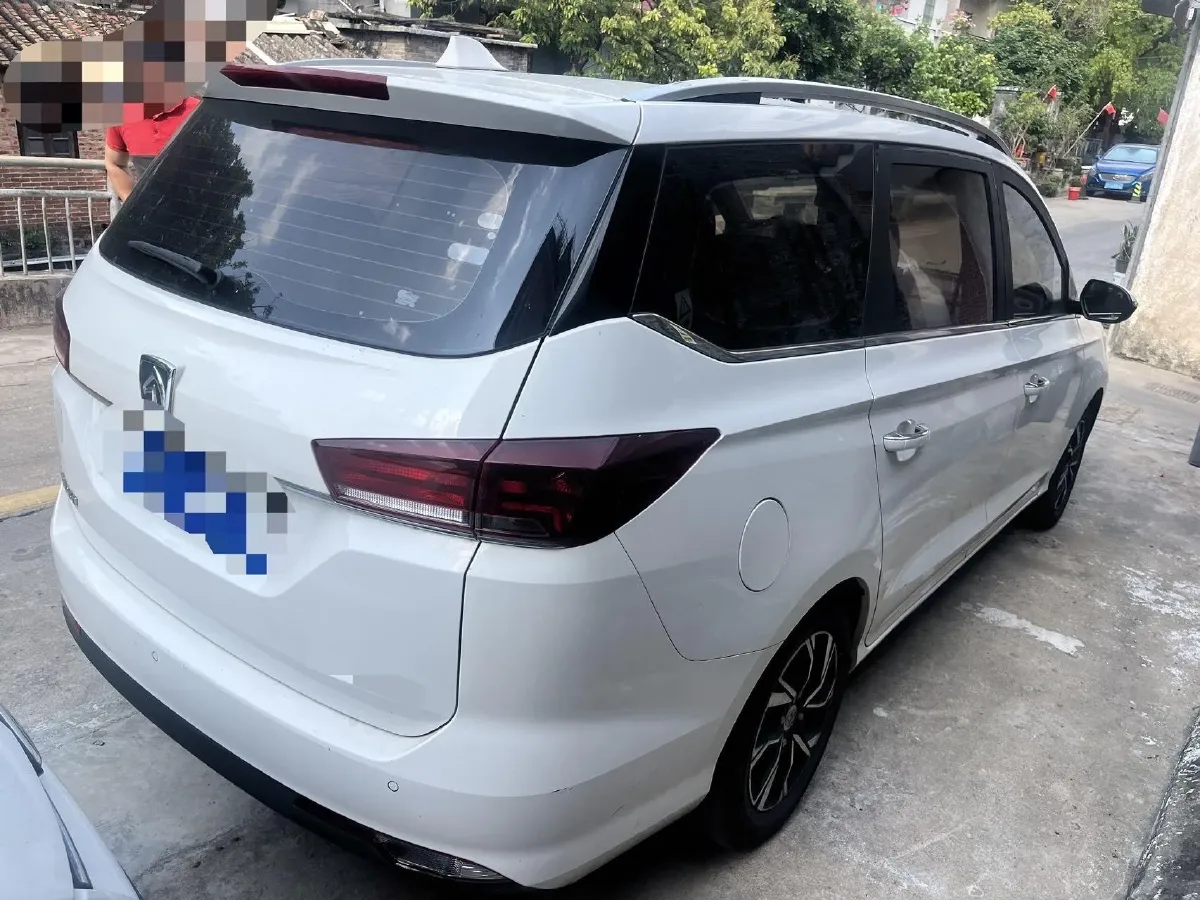 2018 BaoJun 360 1.5L 112HP L4 6MT,autocango,china used car exporter,china ev exporter,chinese used car exporter,chinese used ev exporter