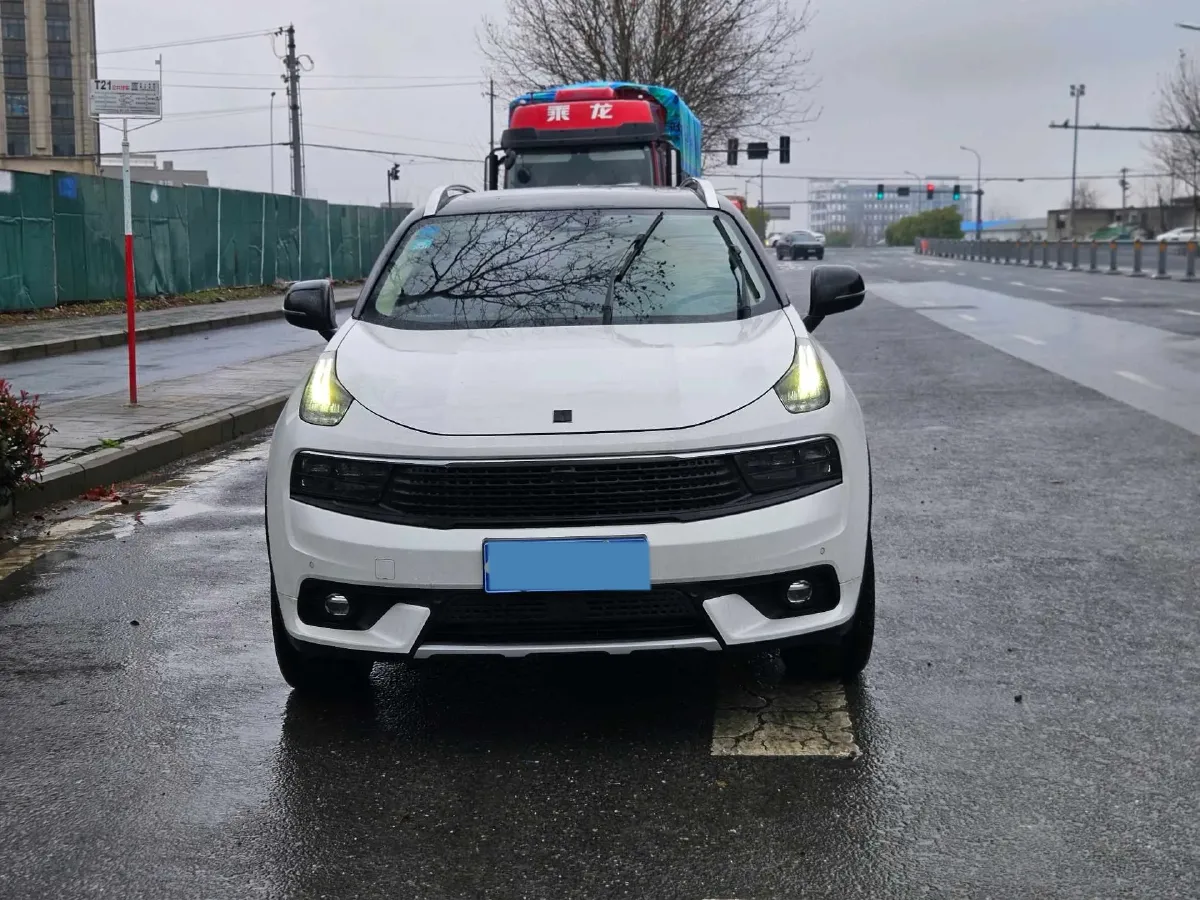 2019 LYNK&CO 01 2.0T 190HP L4 7DCT,autocango,china used car exporter,china ev exporter,chinese used car exporter,chinese used ev exporter