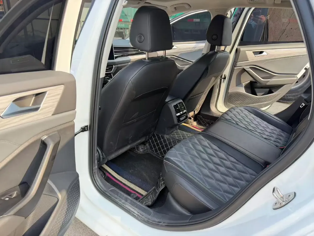 2024 Volkswagen Sagitar 1.5T 160HP L4 7DCT,autocango,china used car exporter,china ev exporter,chinese used car exporter,chinese used ev exporter