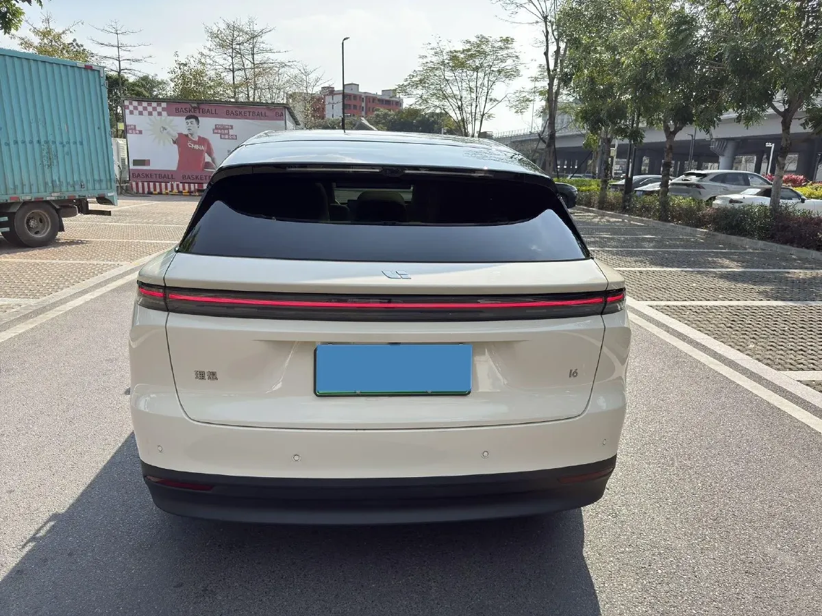 2025 Li i6 BEV,autocango,china used car exporter,china ev exporter,chinese used car exporter,chinese used ev exporter