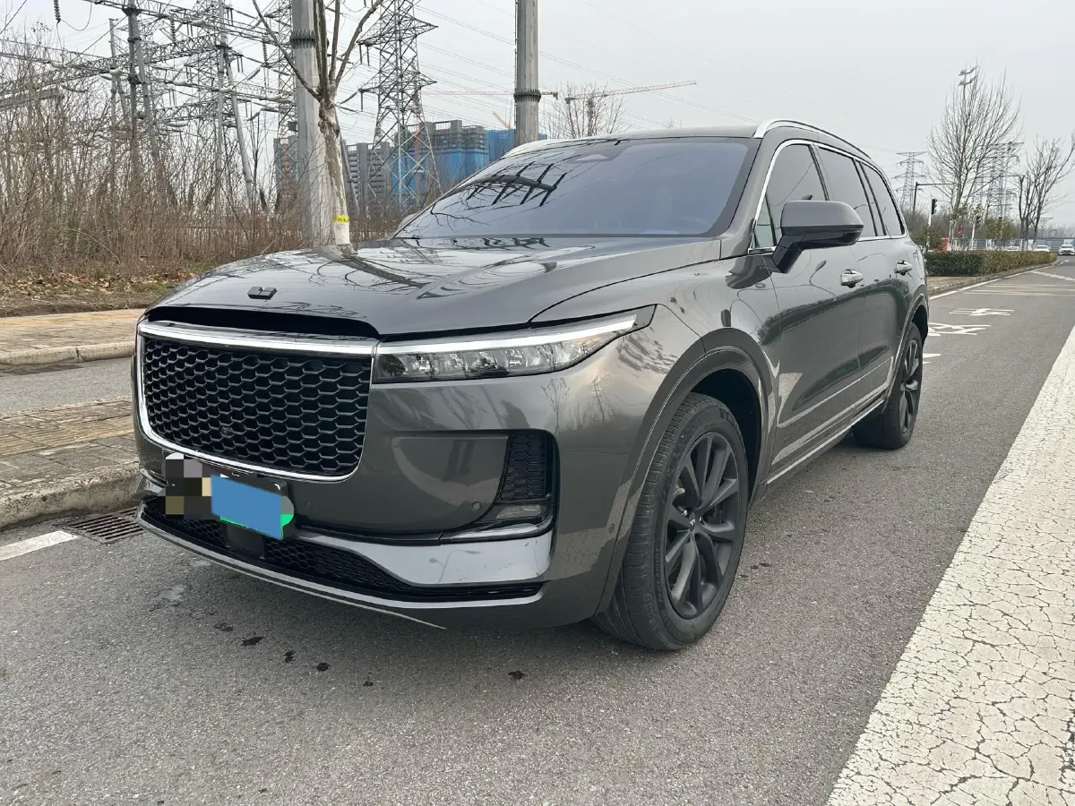 2021 Li ONE Range Extended 131HP REEV 40.5KWH,autocango,china used car exporter,china ev exporter,chinese used car exporter,chinese used ev exporter