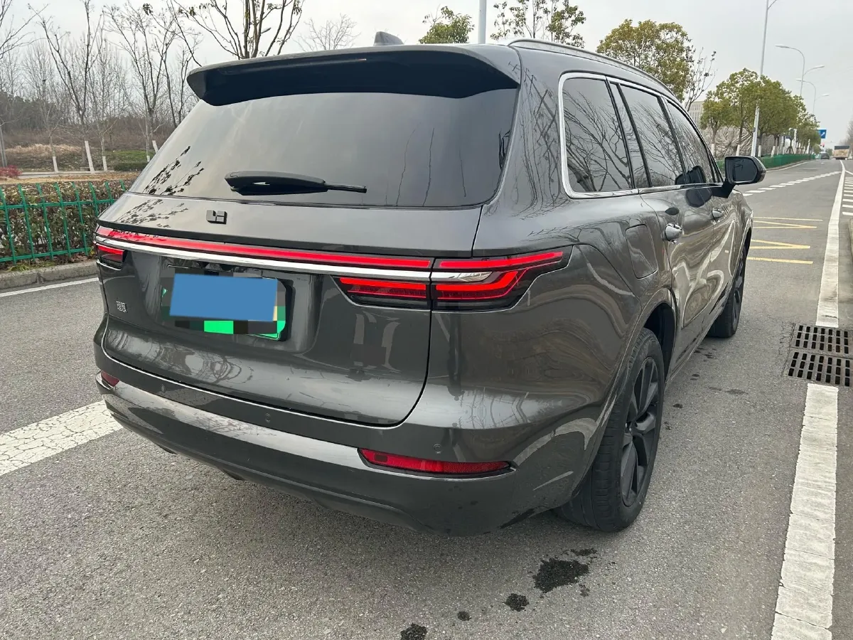 2021 Li ONE Range Extended 131HP REEV 40.5KWH,autocango,china used car exporter,china ev exporter,chinese used car exporter,chinese used ev exporter