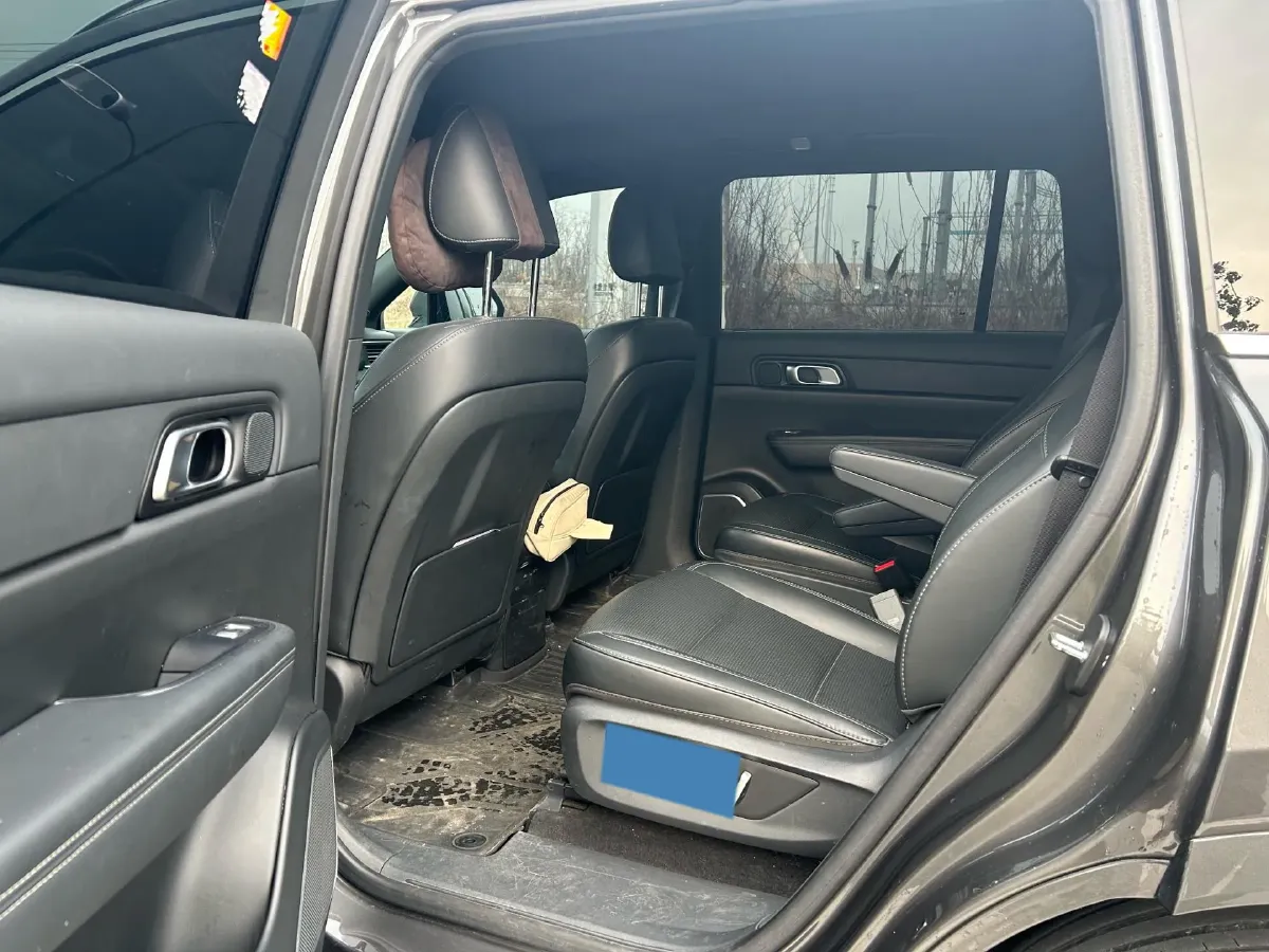 2021 Li ONE Range Extended 131HP REEV 40.5KWH,autocango,china used car exporter,china ev exporter,chinese used car exporter,chinese used ev exporter