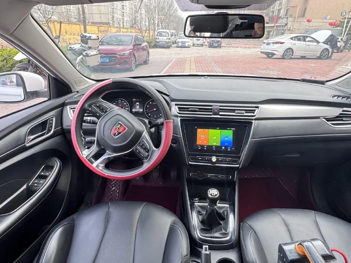 2019 Roewe i5 1.5L 120HP L4 5MT,autocango,china used car exporter,china ev exporter,chinese used car exporter,chinese used ev exporter