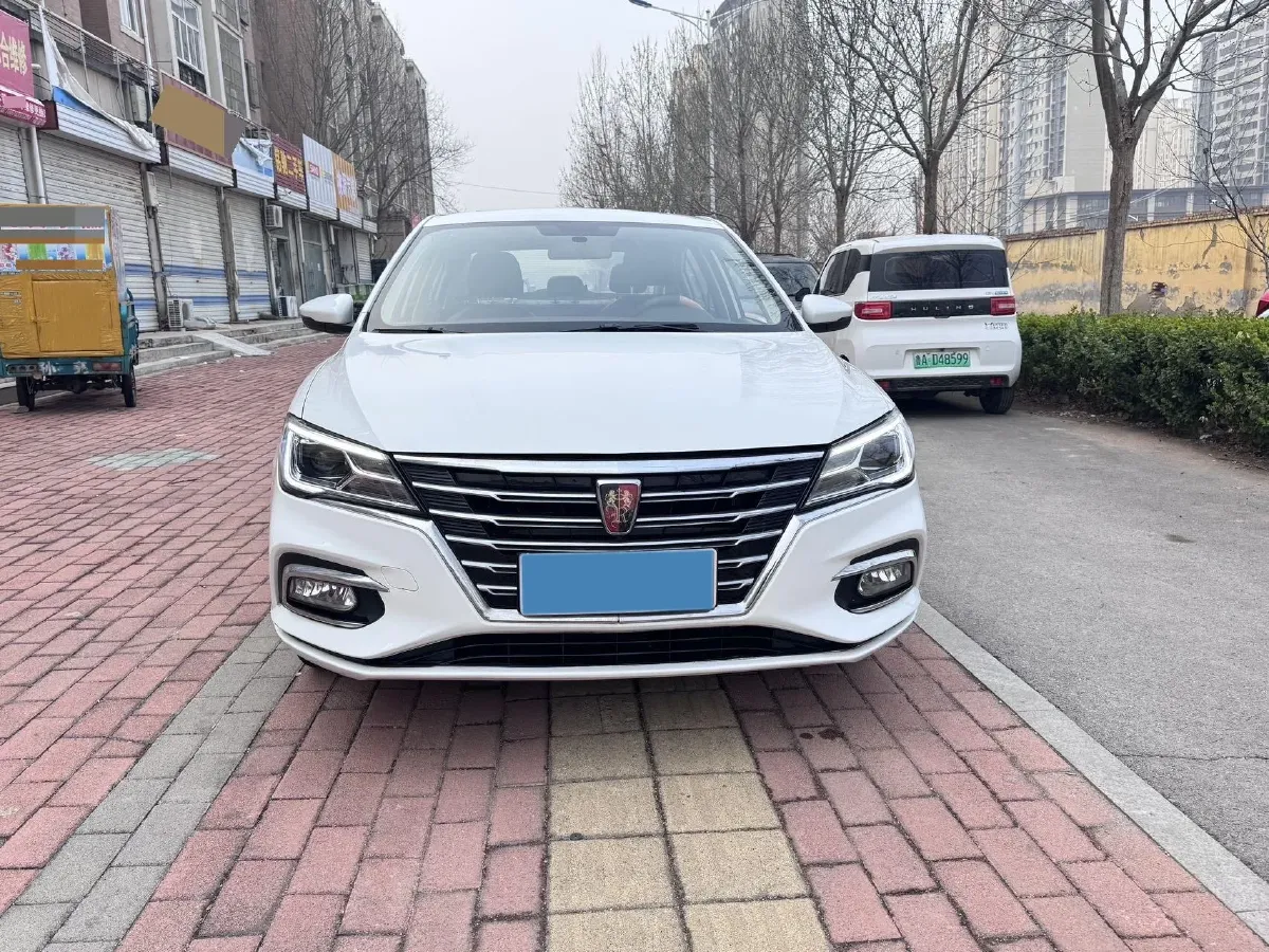 2019 Roewe i5 1.5L 120HP L4 5MT,autocango,china used car exporter,china ev exporter,chinese used car exporter,chinese used ev exporter