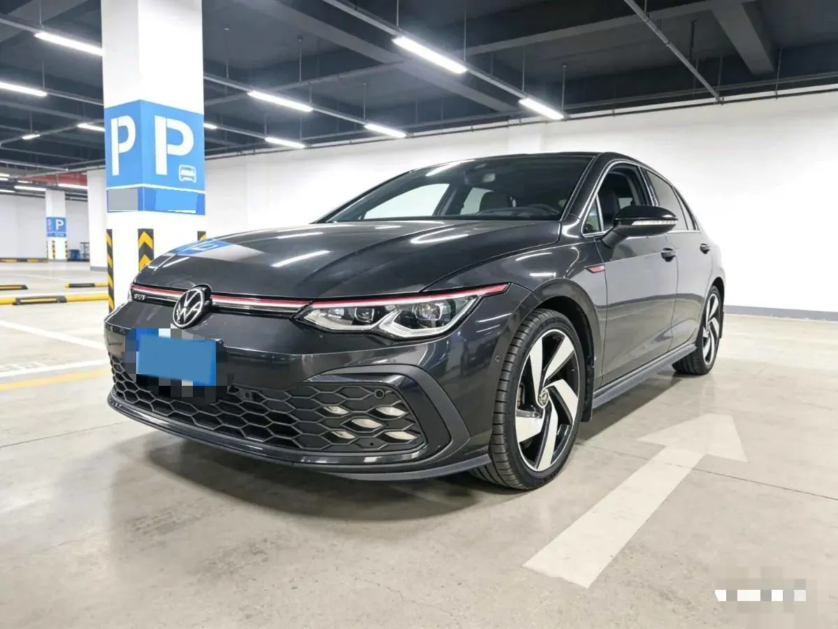 2023 Volkswagen GolfGTI 2.0T 220HP L4 7DCT,autocango,china used car exporter,china ev exporter,chinese used car exporter,chinese used ev exporter