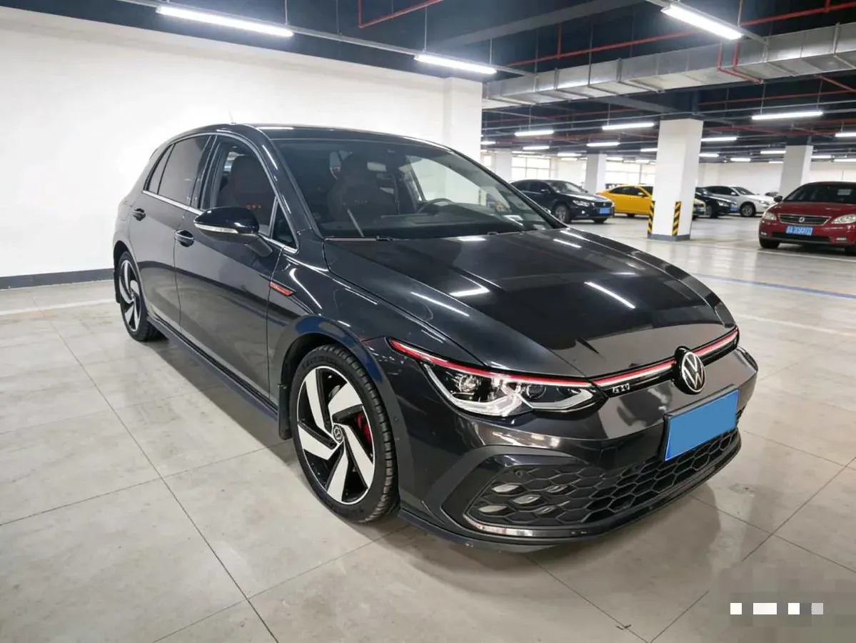2023 Volkswagen GolfGTI 2.0T 220HP L4 7DCT,autocango,china used car exporter,china ev exporter,chinese used car exporter,chinese used ev exporter