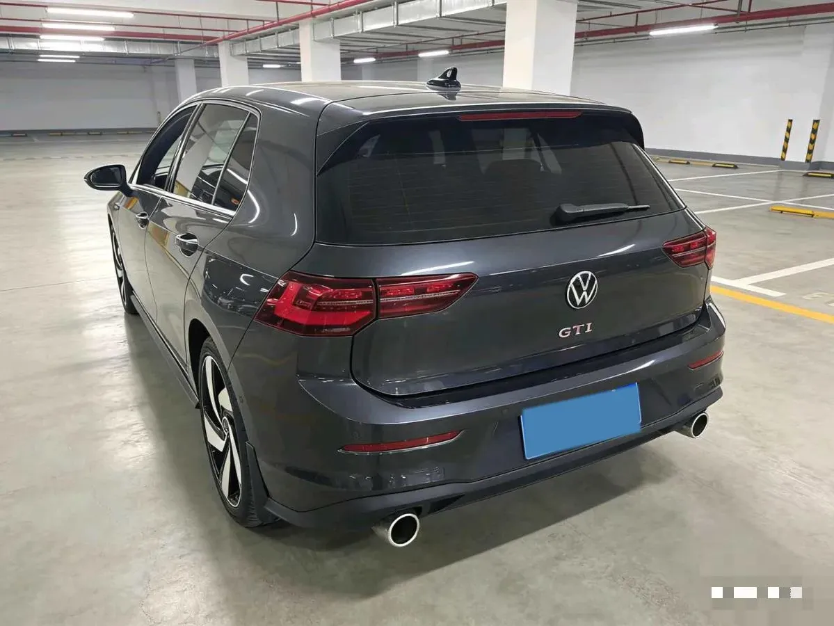 2023 Volkswagen GolfGTI 2.0T 220HP L4 7DCT,autocango,china used car exporter,china ev exporter,chinese used car exporter,chinese used ev exporter