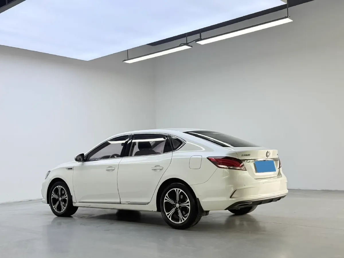 2017 MG MG6 1.5T 169HP L4 7DCT,autocango,china used car exporter,china ev exporter,chinese used car exporter,chinese used ev exporter